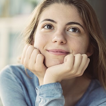 Lächelnde Frau Lächelnde Frau